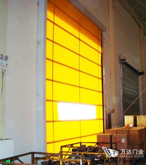 莲池工厂堆积门